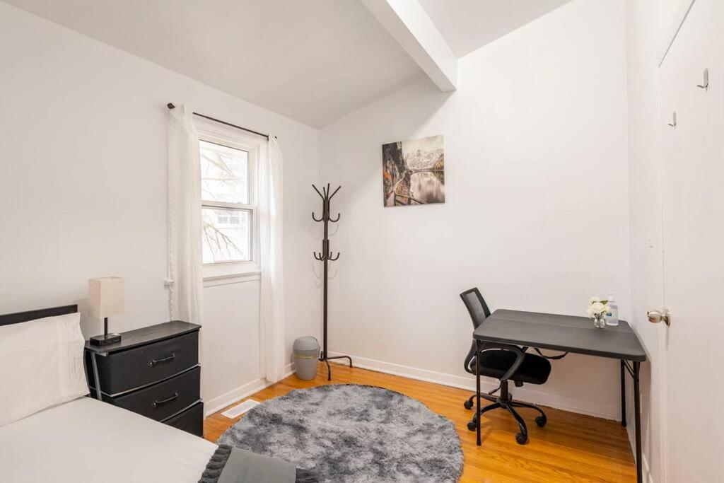 Harmony Home Near University Of Waterloo Esterno foto