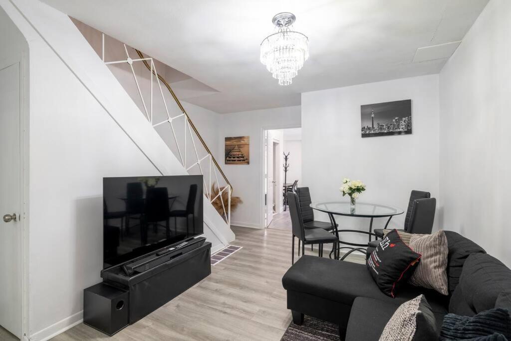 Harmony Home Near University Of Waterloo Esterno foto